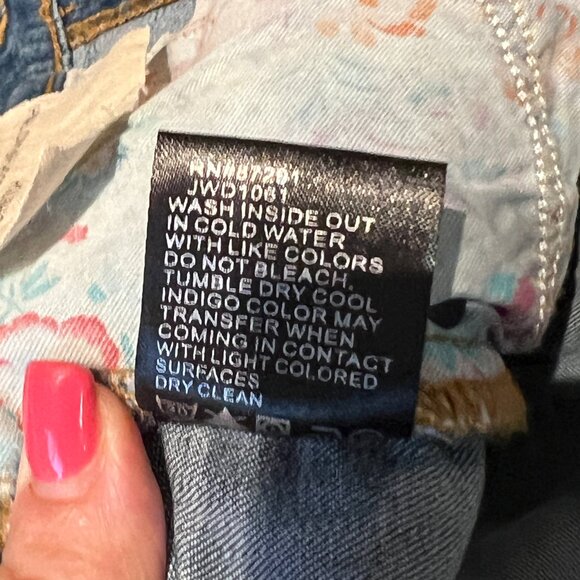 Johnny Was NWT Good Vibes Skinny Jeans - Size 26 - Picture 9 of 9